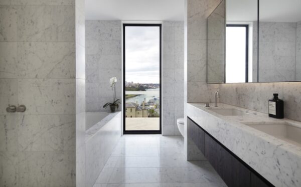 Carrara Venato Honed Marble