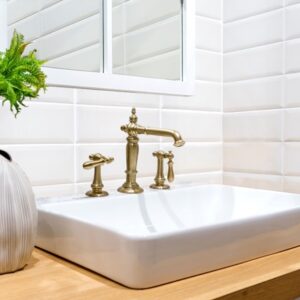 Bianco Gloss Craquele Bevel Subway Andora