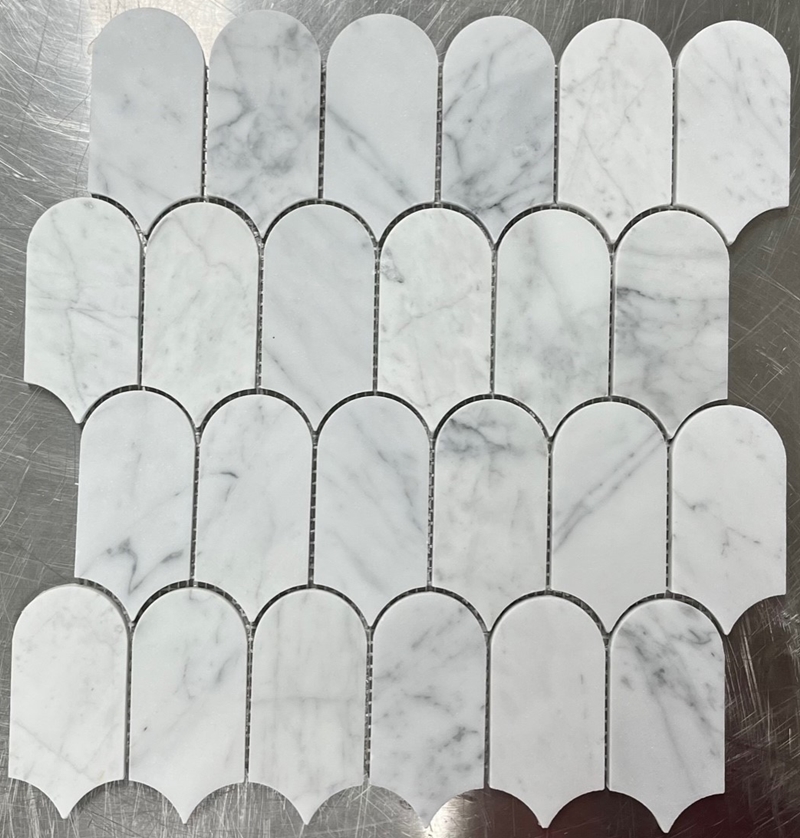 CARRARA HONED EXTENDED FISHSCALE MOSAIC